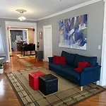 Cozy Updated 3-Br Apartment Near Peace Bridge